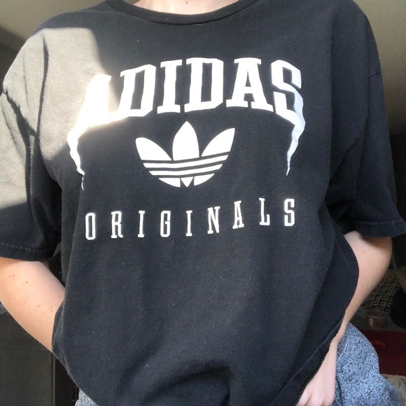 SOLD ON DEPOP. Adidas Top!! - Picture 2 of 5